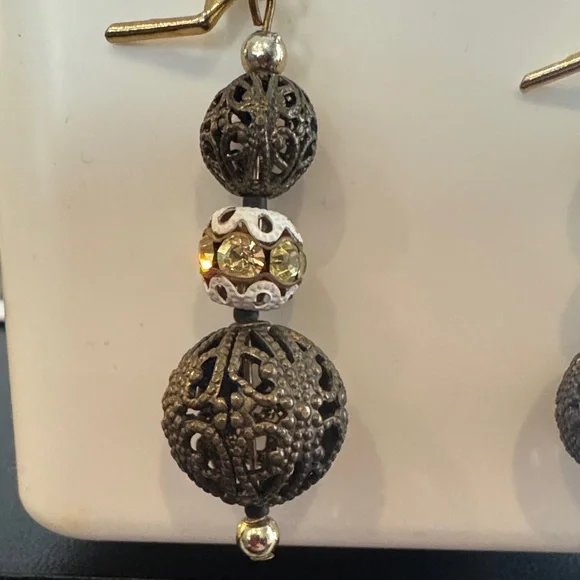 Elegant Gold and Black Filigree Earrings: 🤩SEE OFFER IN DESCRIPTION🤩 - Picture 3 of 5